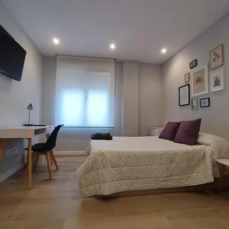 Rivero アパート アビレス